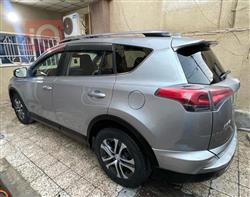 تۆیۆتا ڕاڤ 4